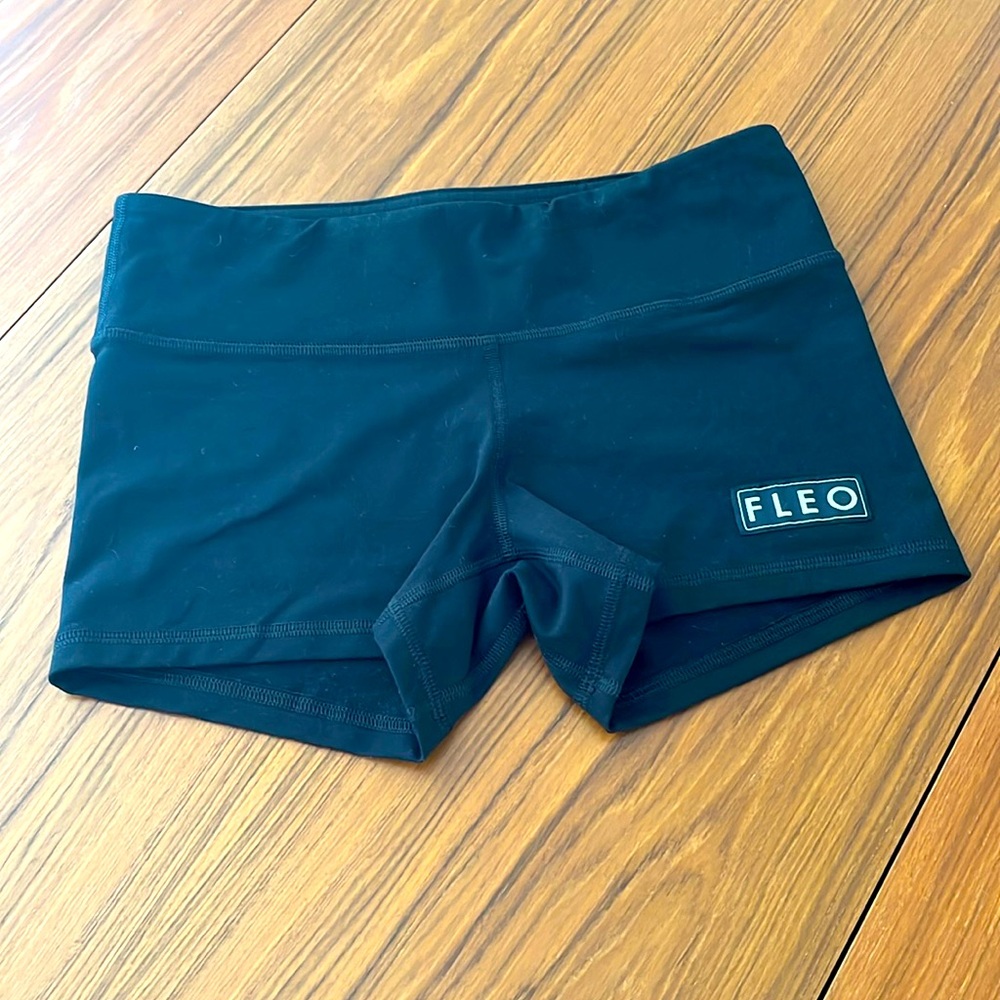 FLEO booty workout shorts